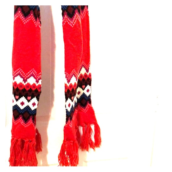 Beautiful Scarf. Brand-new! - Picture 1 of 1